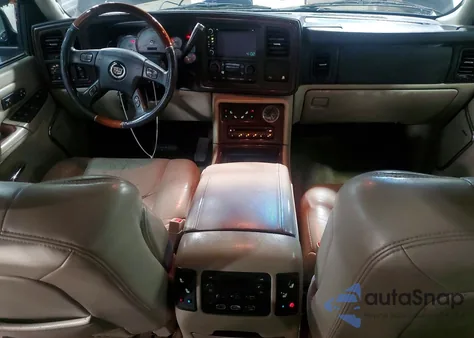 2005 Cadillac Escalade Esv z USA, uszkodzony, nr VIN 3GYFK66N25G233983